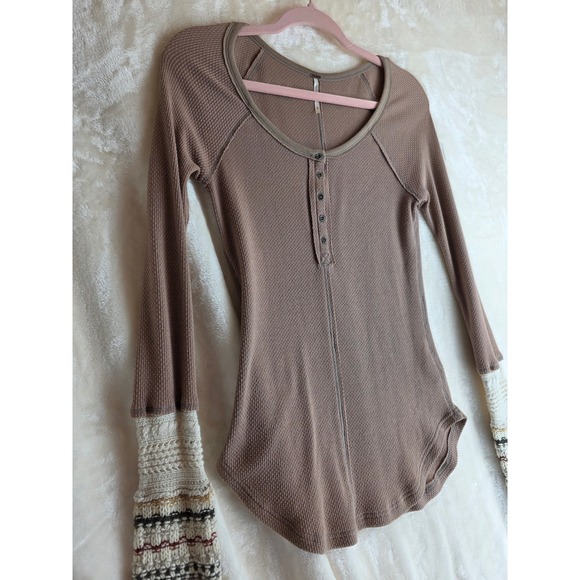 Free People Waffle Knit Bell Sleeve Thermal Top Mocha Brown Size S - Picture 2 of 7